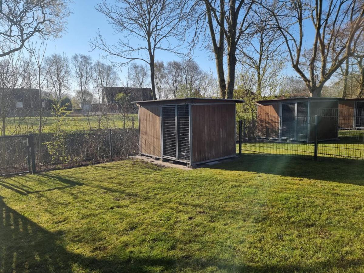 Ferienhaus Steuerbord Im Bootshaus Neßmersiel المظهر الخارجي الصورة