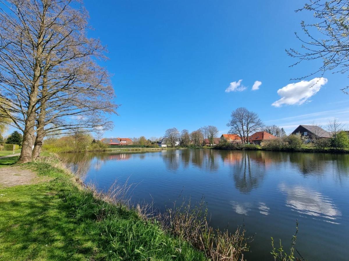 Ferienhaus Steuerbord Im Bootshaus Neßmersiel المظهر الخارجي الصورة