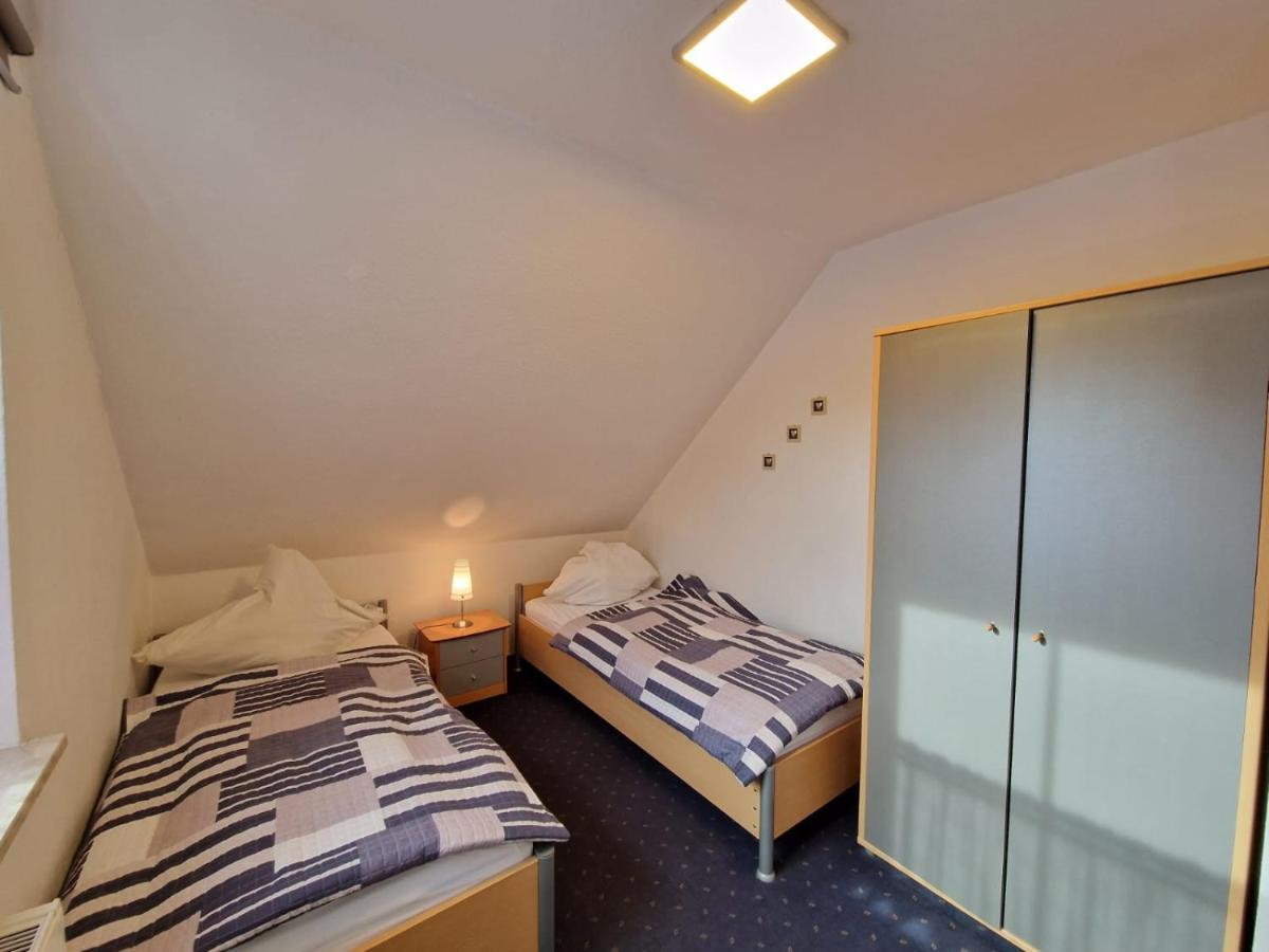 Ferienhaus Steuerbord Im Bootshaus Neßmersiel المظهر الخارجي الصورة